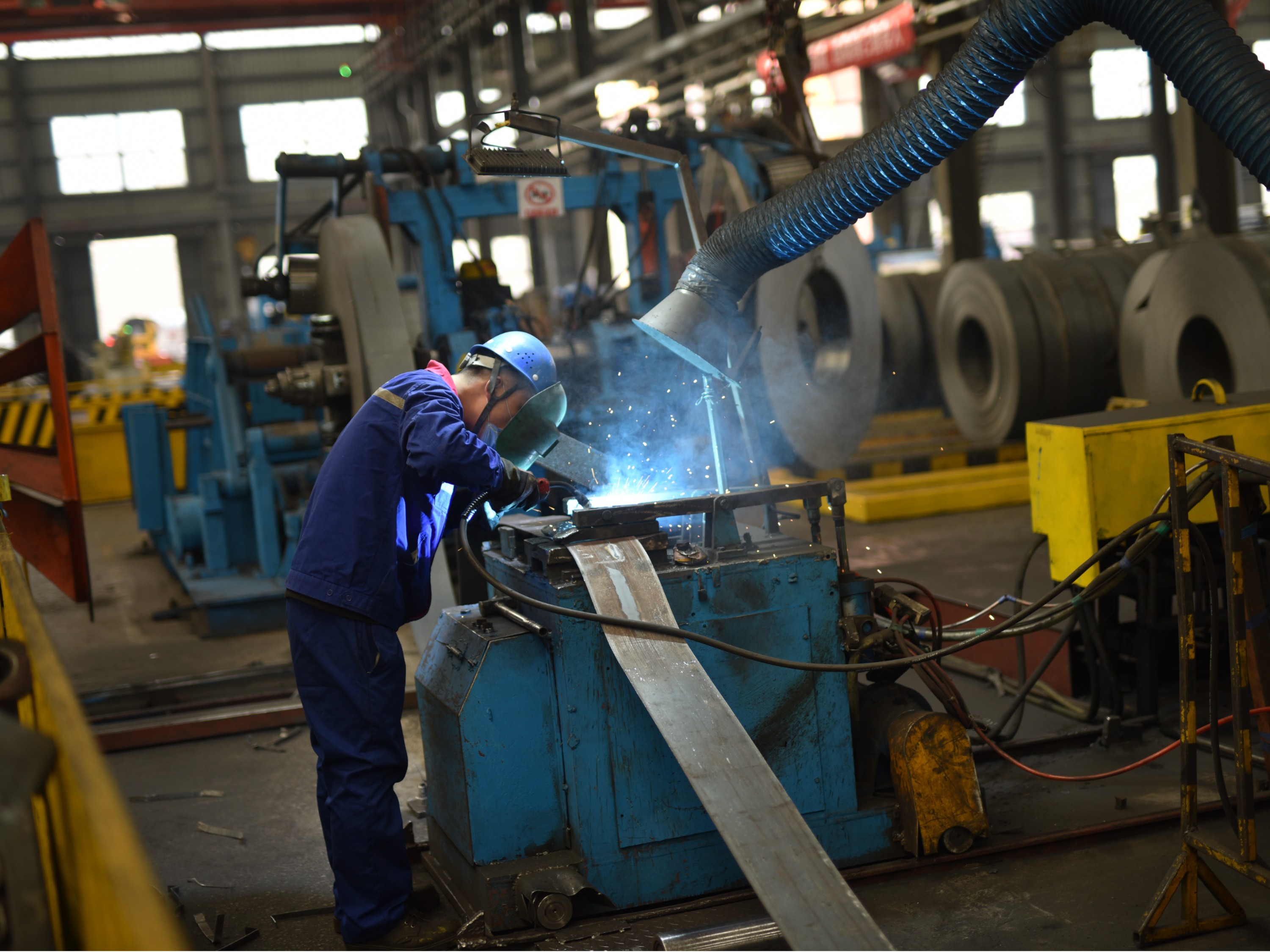 一線的打工人~萬(wàn)源友發(fā)同生存,共發(fā)展